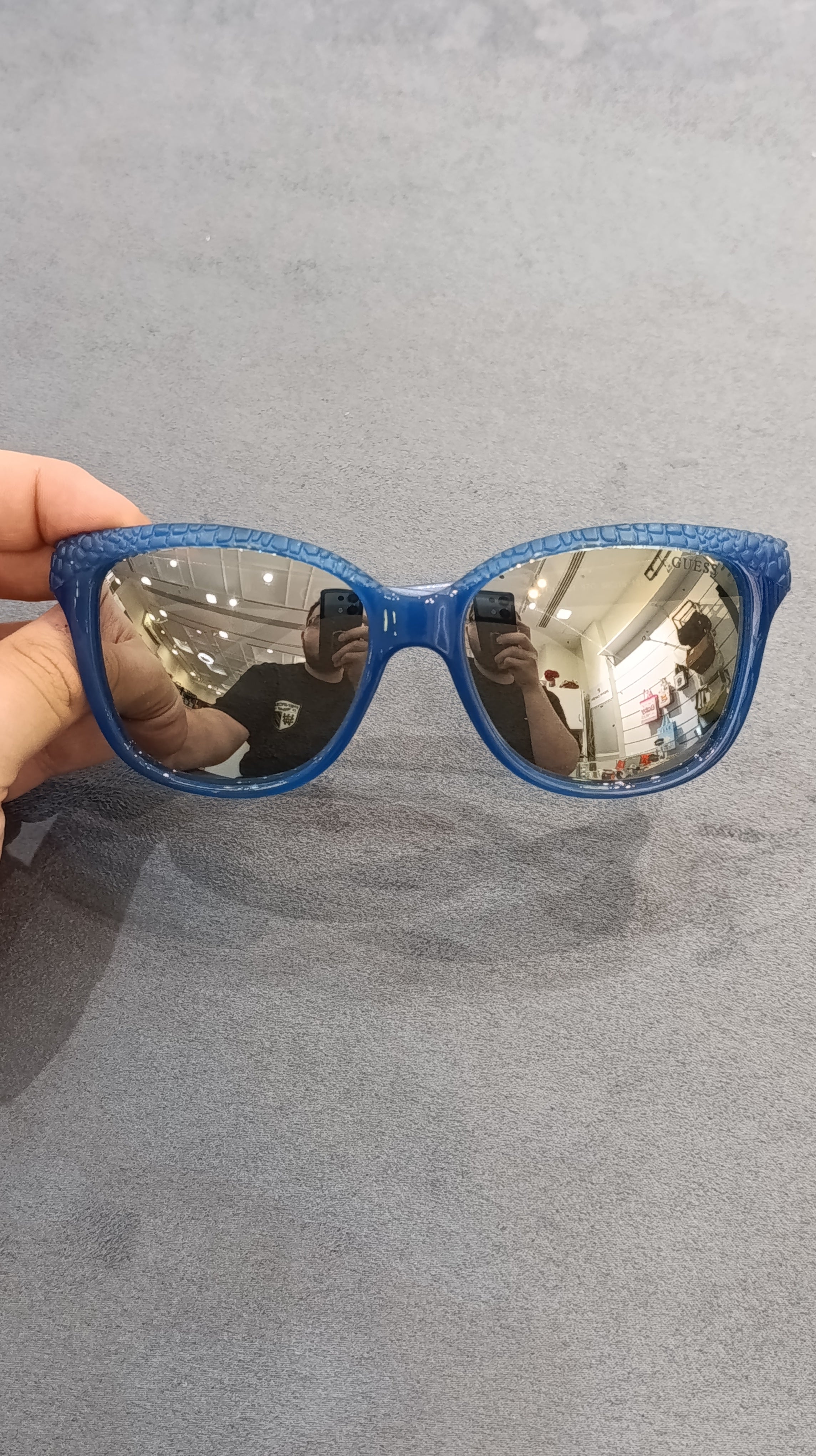 Guess GU7401 87C Sunglasses – Cobalt Blue Croc / Silver Mirror – Wholesale_3
