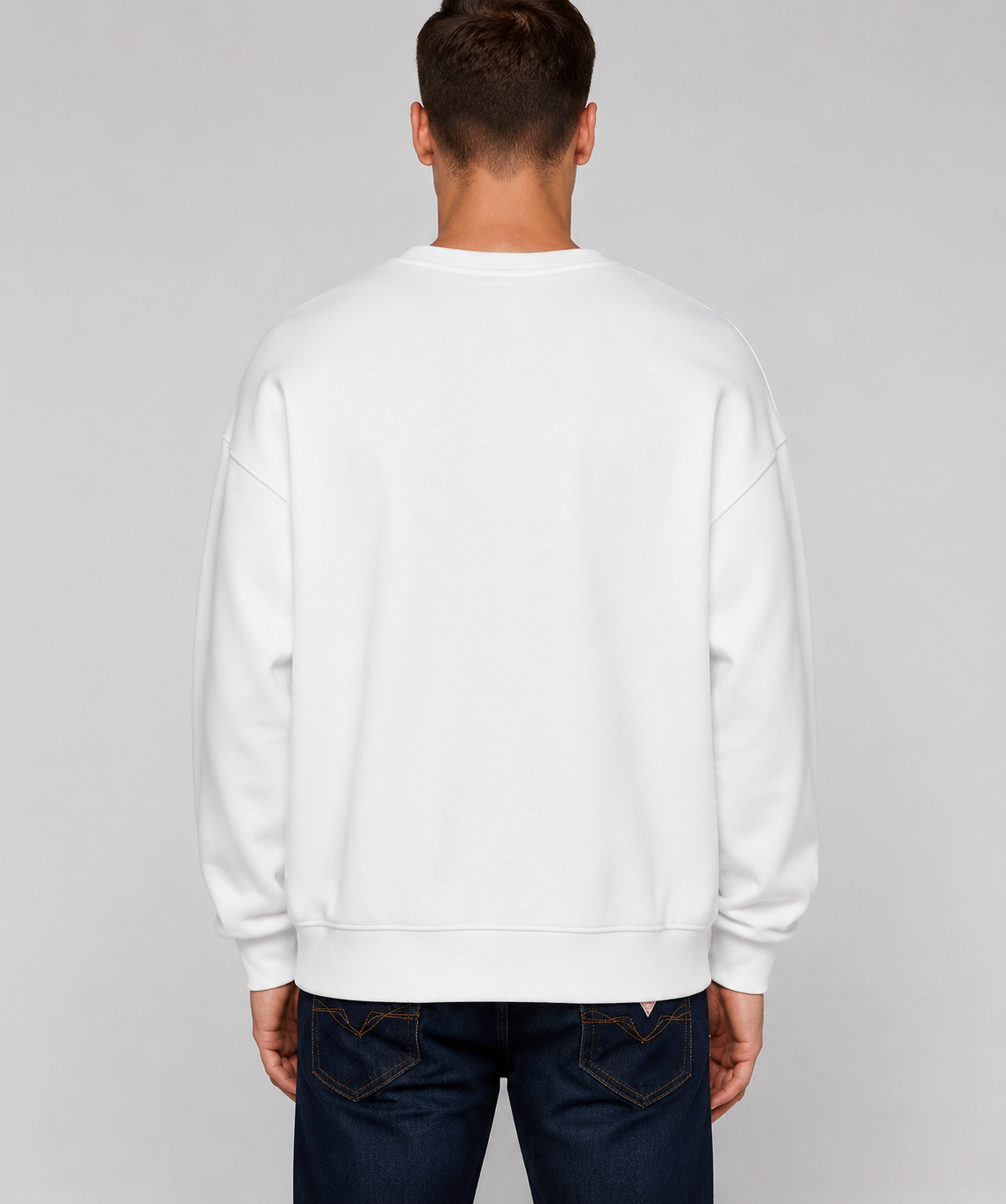 Guess Men's Classic Triangle Logo Sweatshirt White – Wholesale_3