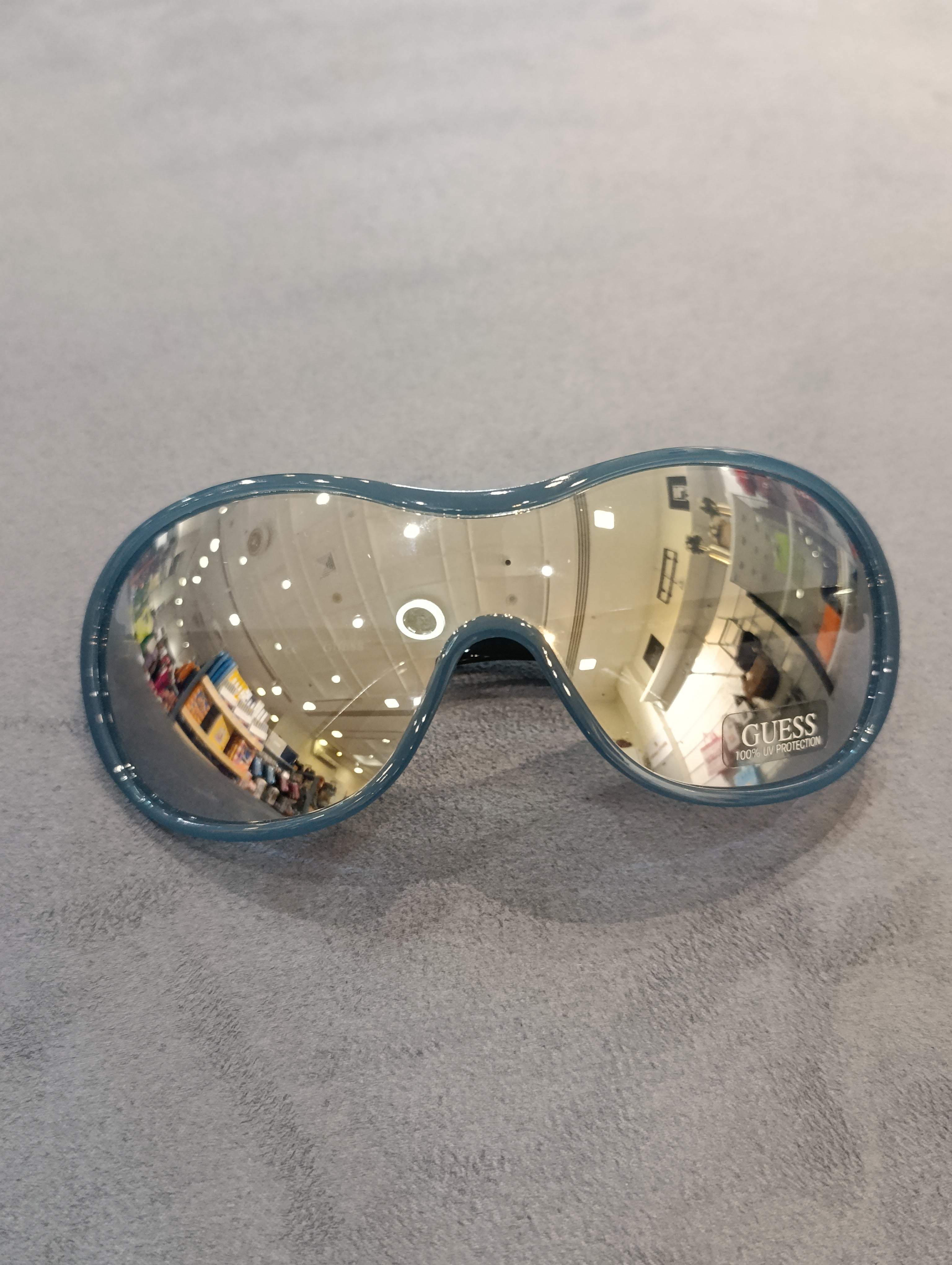 Guess Over Sized Blue UV Protection Sunglasses GU7201 BL-72F 135 – Wholesale_3