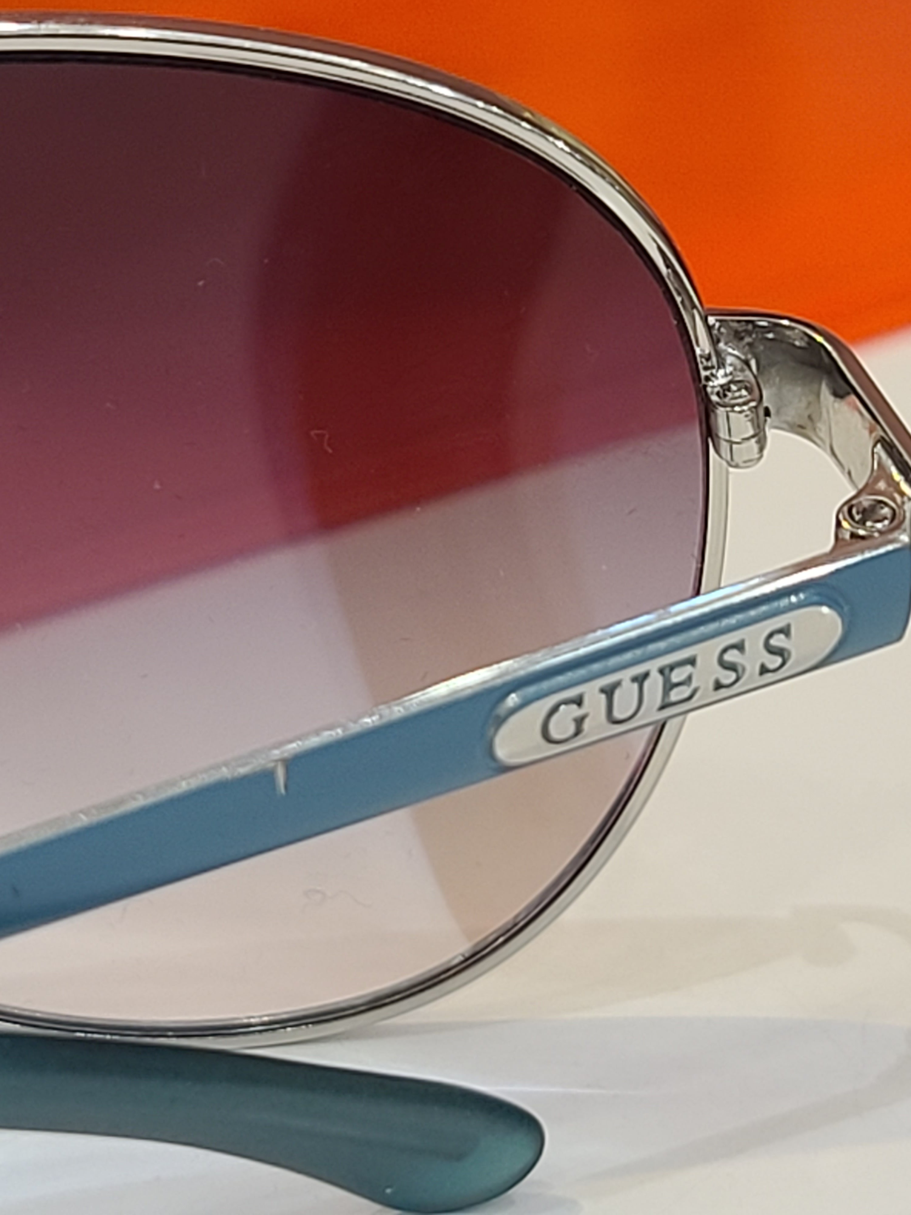 GUESS Sunglasses – Sleek, Stylish, and Sun-Ready – Wholesale_3